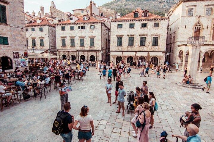 Deluxe Cruise Friendly Dubrovnik Tour from Port with Leisure Time