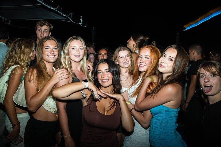 Split: Night Boat Party with DJ, Free Shots & After-Party