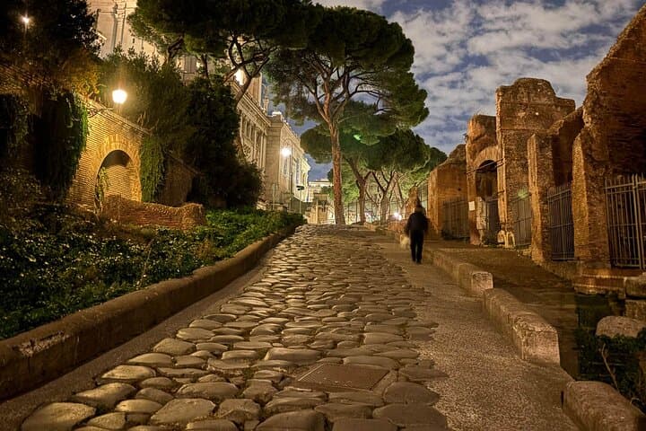 Roman Forums by Night Small Group Walking Tour
