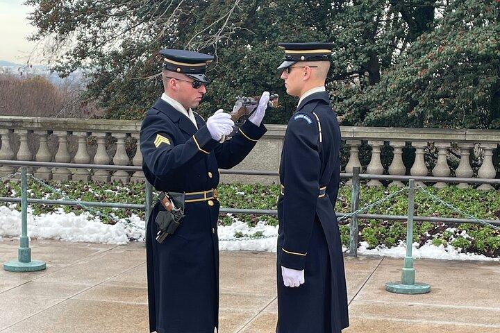 Arlington Cemetery Guided Walking Tour & Changing of the Guards