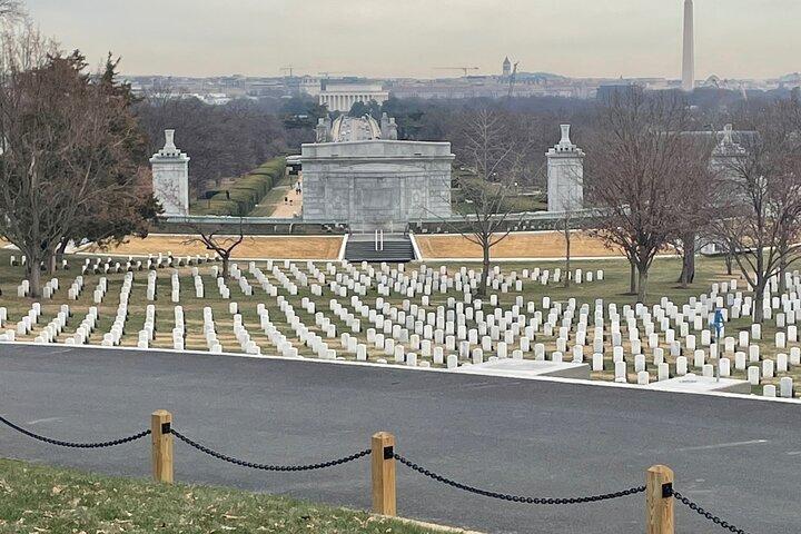 Arlington Cemetery Guided Walking Tour & Changing of the Guards