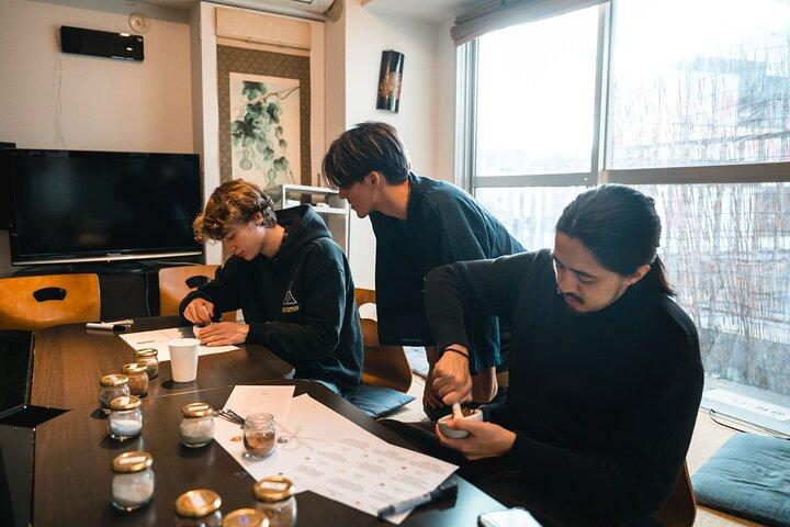 Tokyo: Custom Incense Making Workshop in Shibuya