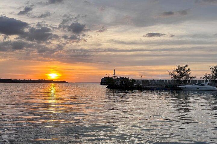 10 Day Cambodia Temples Beaches and Capital City