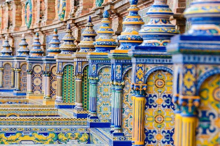 Private Transfer from Lisbon to Seville with 2 hours for sightseeing