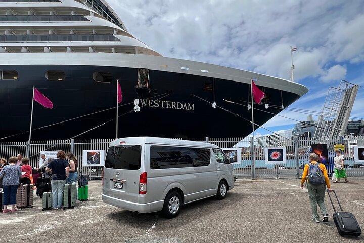 Premium Private Transfer From Auckland Airport To Auckland City