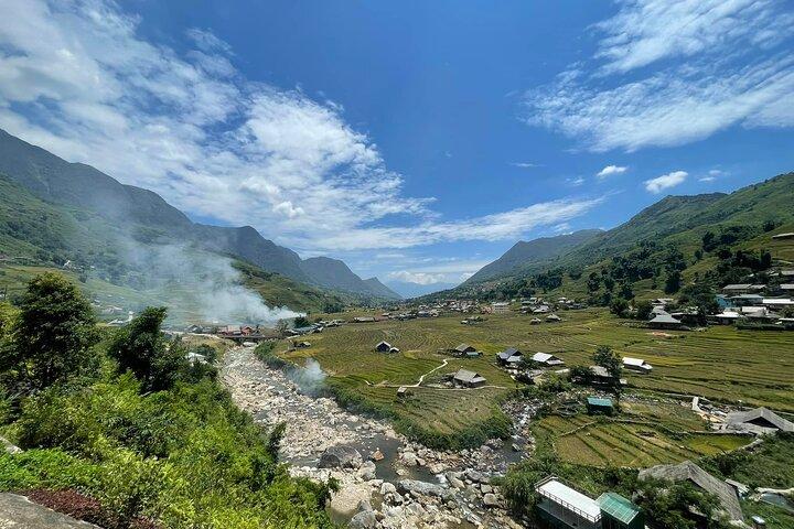 Hanoi: 2 Days 1 Night Sapa Trekking Tour with 4-Star Hotel Stay