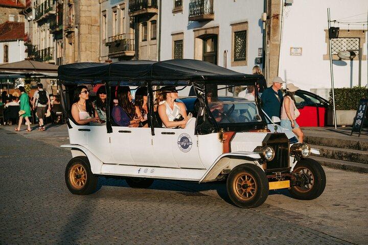 Porto: Private Tour of the Historic City in a Classic Ford T