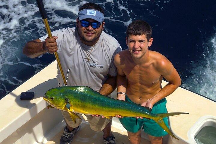 4 Hours Luxury Fishing Adventure