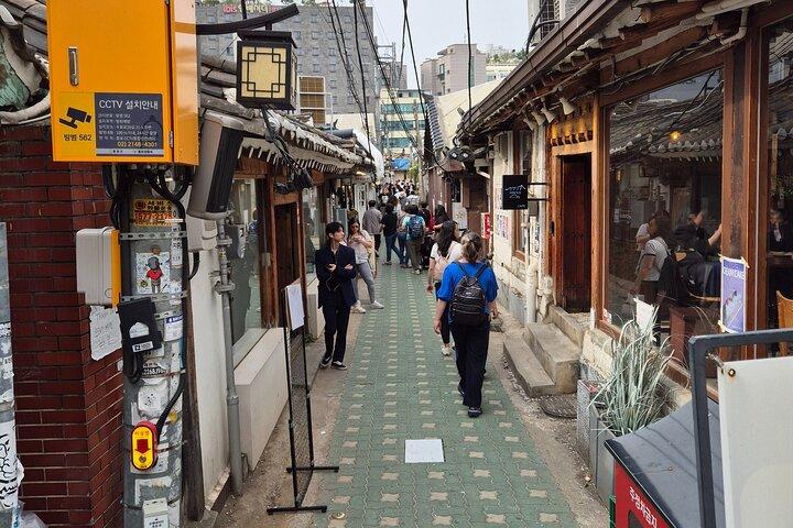 Layover tour to Seoul Gyeongbokgung Palace and key attractions