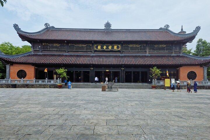 Bai Dinh - Trang An Full Day With Pagoda, Boat Trip And Mua Cave