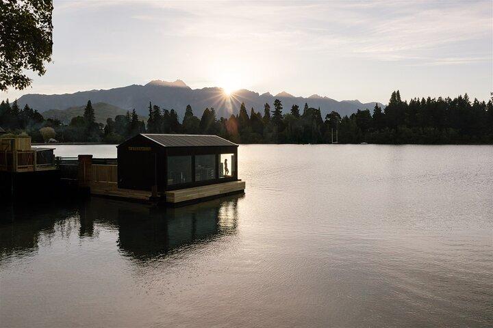 Queenstown Floating Sauna & Cold Plunge on Lake Whakatipu