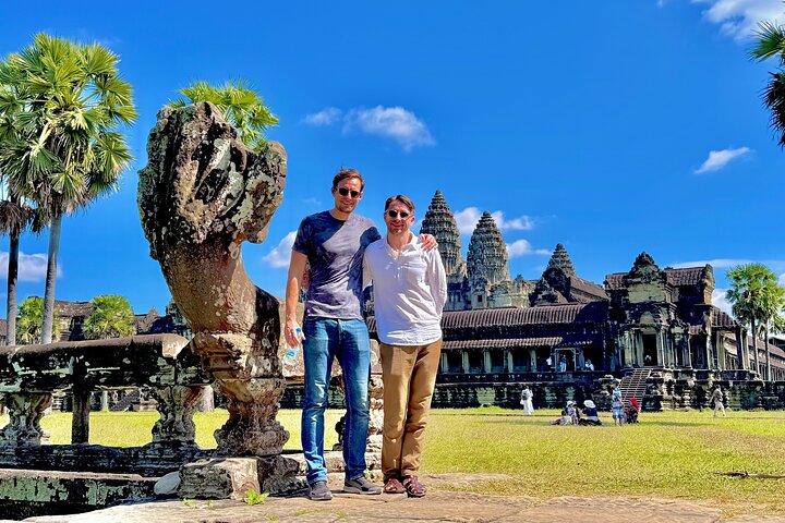 Private Four Days Angkor Complex with Kompong Phluk Village Tour