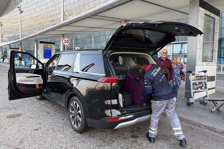 Private Dubai Airport Transfer Service With Professional Driver