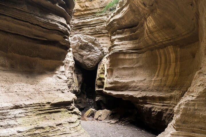 Hell's Gate and Lake Naivasha Day Tour