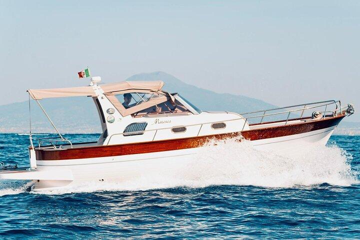 Small Group Tour by Boat in Amalfi Coast from Positano