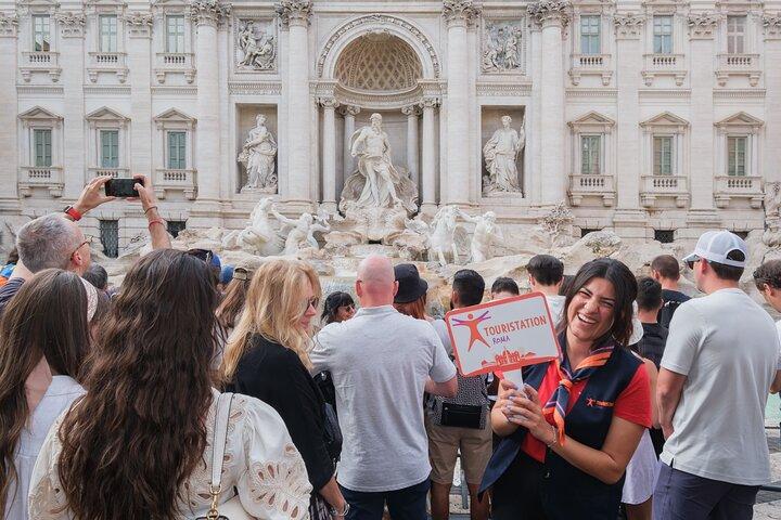 Trevi Fountain Access Ticket and City Walking Tour
