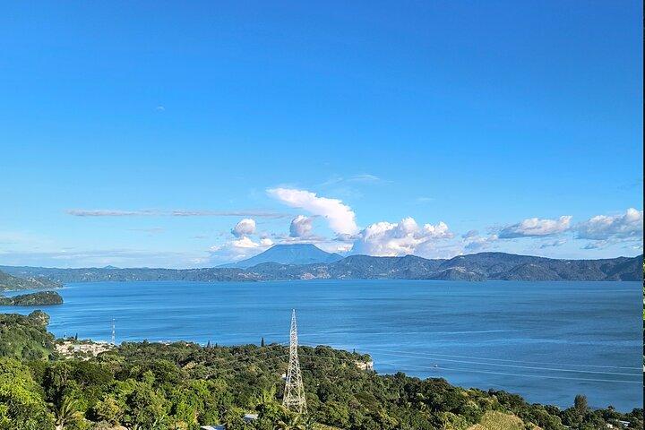 Combo Tour: Lake Ilopango boat Ride and Suchitoto colorful town
