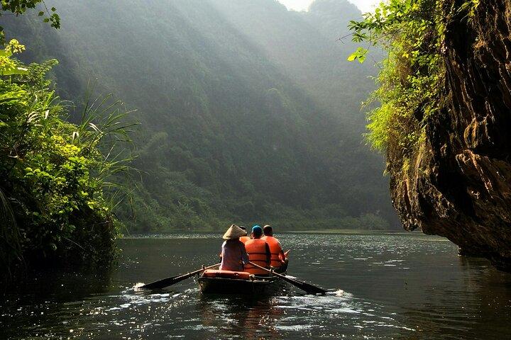 Private Ninh Binh Tour Hoa Lu Trang An Mua Cave with Local Guide