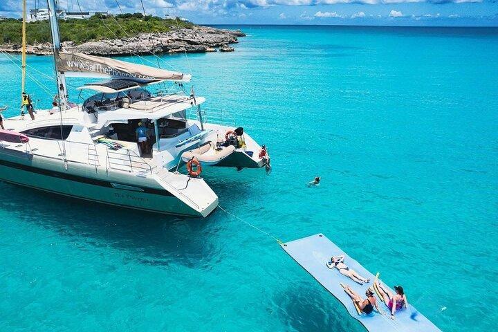5 Hour Shared Catamaran Day Sail in SXM on The Phoenix