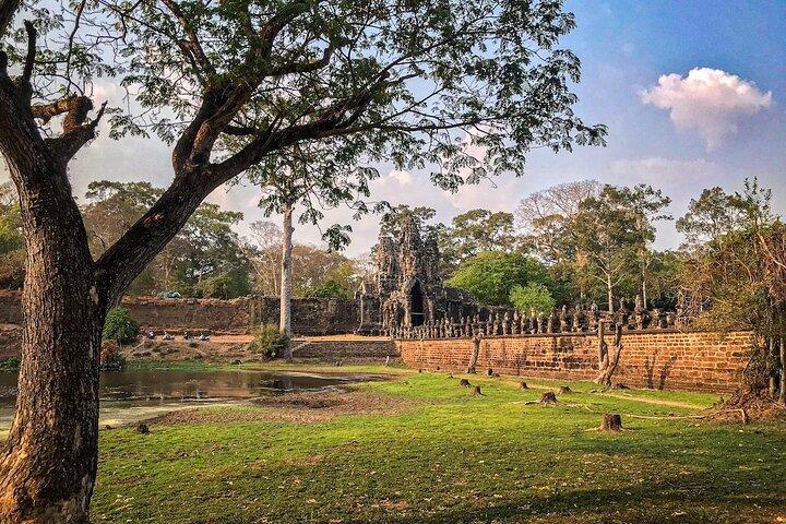Temple Trails of Angkor – Full-Day Cycling Tour
