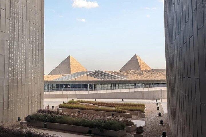 1 Day Tour to Pyramids from Sharm-el-Sheikh by flight