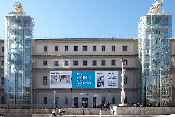 Private tour of Prado & Reina Sofía, tickets and transfer included