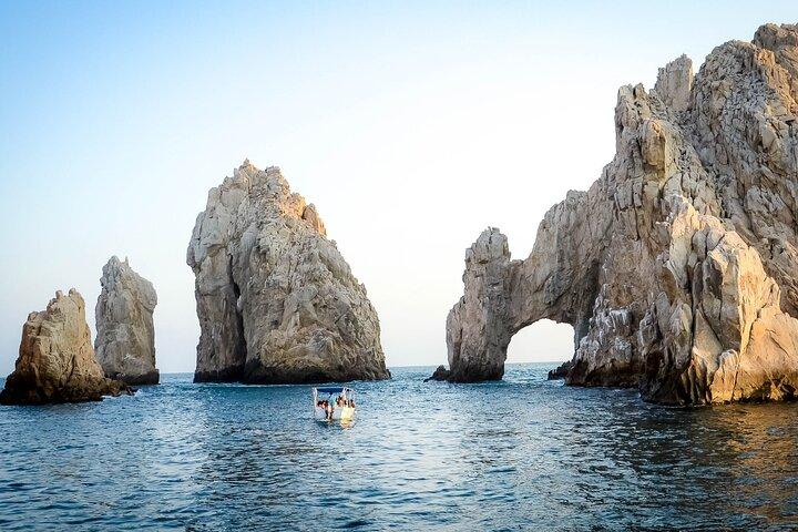 Whale Watching in Cabo: 2-Hour Small Group Tour to The Arch