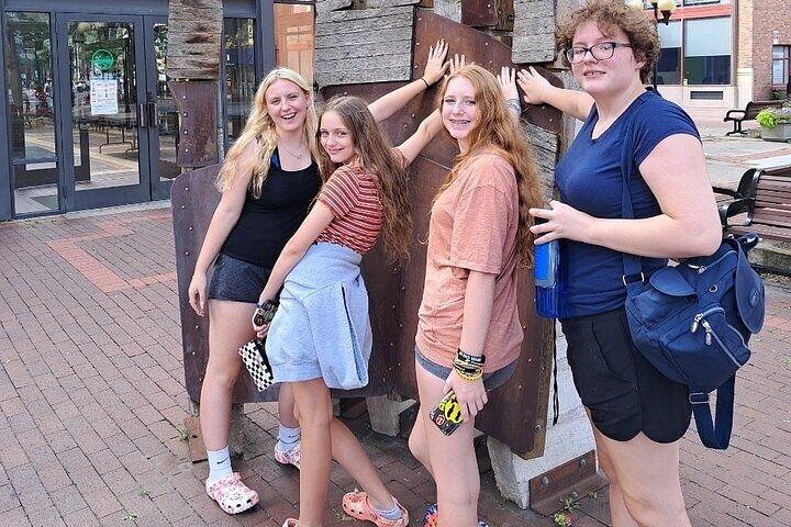 Syracuse Scavenger Hunt Walking Activity
