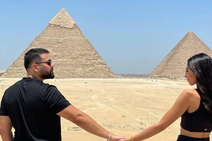 Half Day Tour Giza Pyramids &Great Sphinx with Private Tour Guide