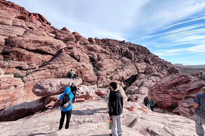 Red Rock Canyon and Hoover Dam Day Trip from Las Vegas