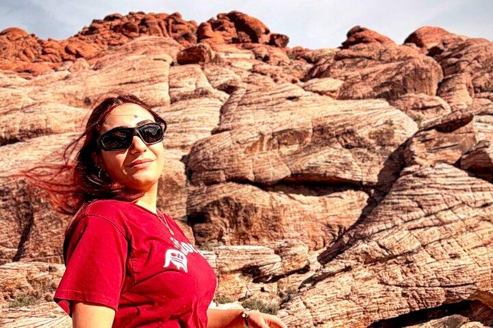 Red Rock Canyon and Hoover Dam Day Trip from Las Vegas