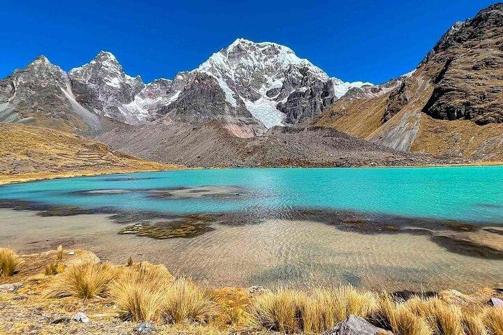 Full Day Ausangate 7 Lakes Tour from Cusco with Lunch