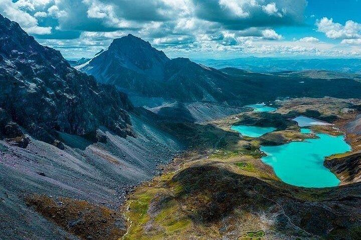 Full Day Ausangate 7 Lakes Tour from Cusco with Lunch