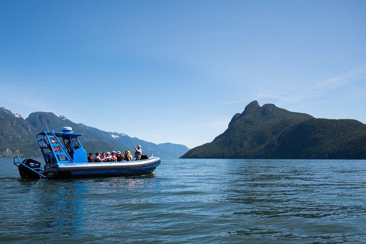 Bowen Island Dinner and Zodiac Boat Tour by Vancouver Water Adventures