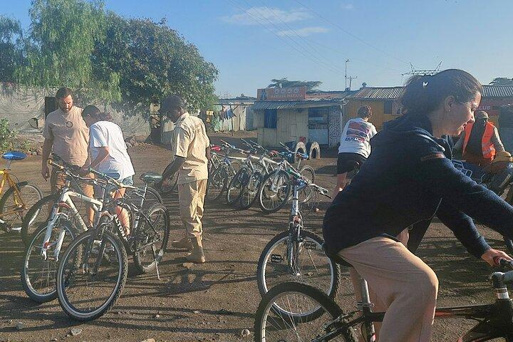 Guided Hells gate Cycling tour ,Lunch & Lake Naivasha Boat safari