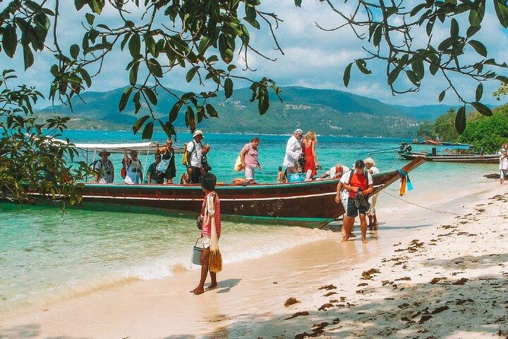 Koh Tan and Pig Island Tour with Longtail Boat Sunset