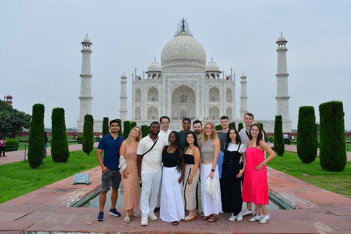 Taj Mahal Private Day Tour from Delhi by Express Train with Lunch