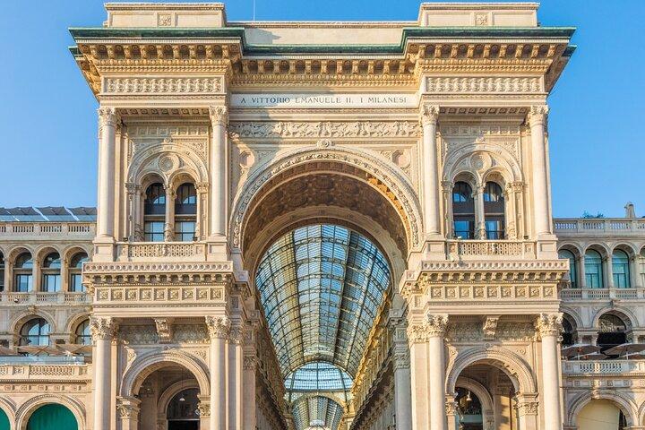 Milan Audio Guided Walking Tour 3h00 and 23 Audio Commentaries