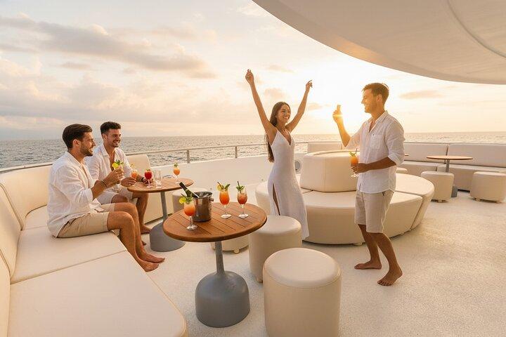 Premium Snorkel Catamaran Cruise in Los Cabos