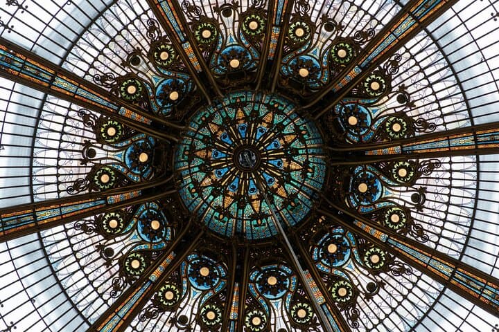 History of Fashion: Haute Couture and Revolution in Paris