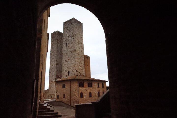 VAN Pickup: WINE TASTING in TUSCANY+ SAN GIMIGNANO-MAX8pp