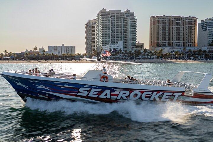 Sea Rocket Speed Boat and Sightseeing Tour in Fort Lauderdale