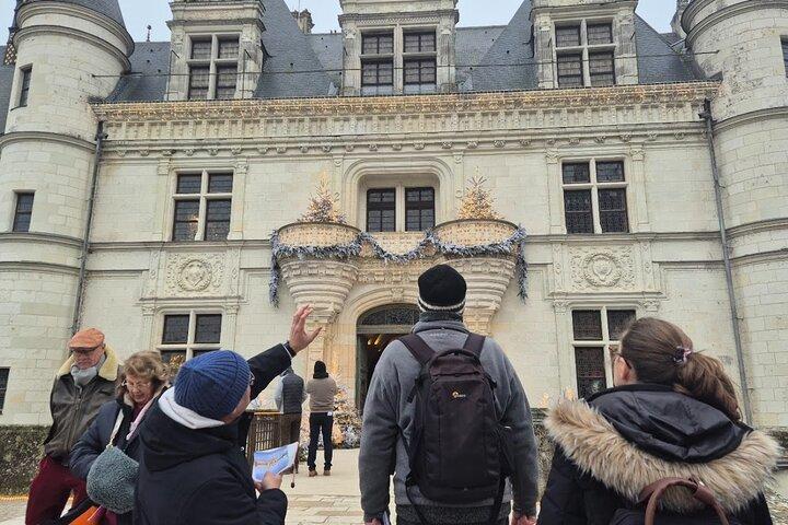 Loire Valley Castles Small-group Guided Day Trip from Paris