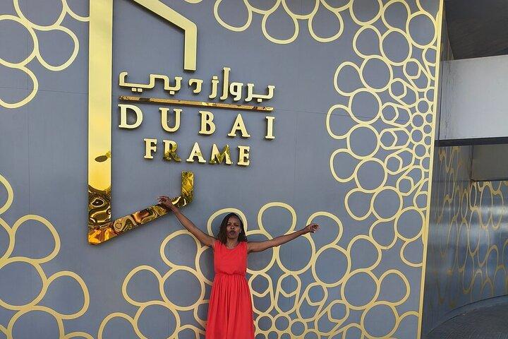 Dubai Top Ten Must-See Sights Tour with Burj Khalifa At The Top