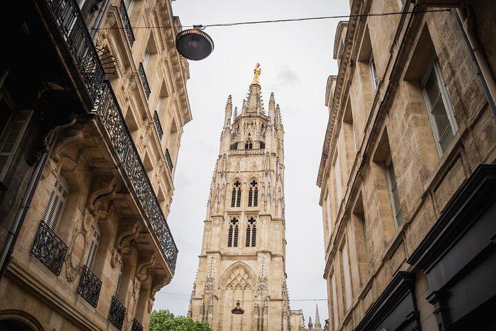 Bordeaux Audioguided Walking Tour 2h30 and 29 audio commentary