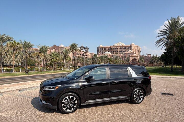 Private Dubai Airport Transfer Service With Professional Driver