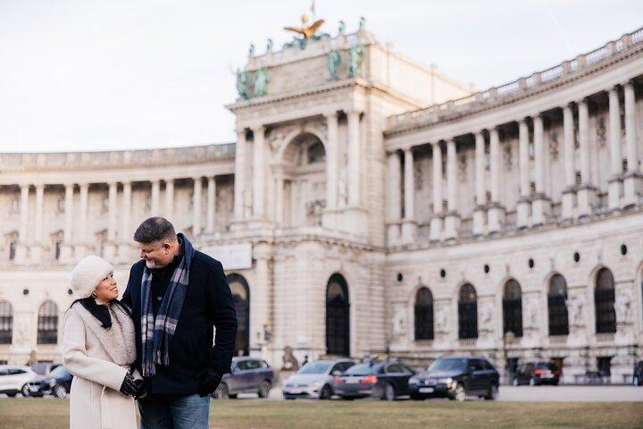 Private Vacation Photoshoot with Photographer in Vienna