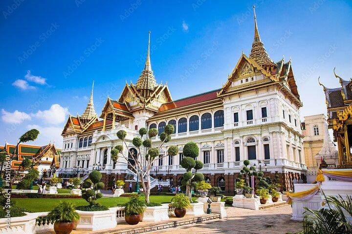 Bangkok Grand Palace, Floating Market & Maeklong Market Day Tour
