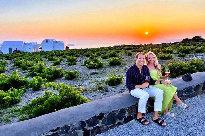 Santorini Wine Stories: Sunset Tour with Tasting & Dinner