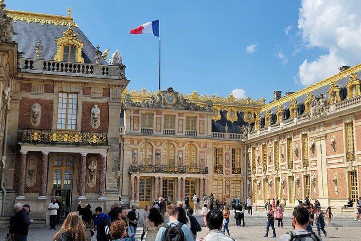 Self Guided Tour to the Versailles with Timed Passport Ticket